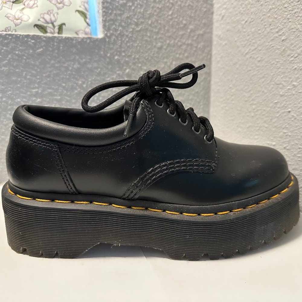 Like New 8053 Dr. Martens